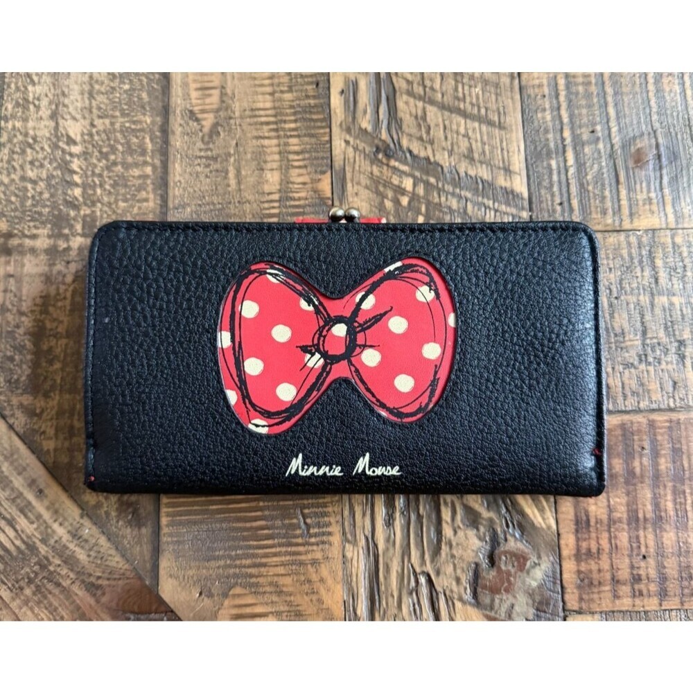 Disney Parks Vintage Minnie Mouse Long Flap Snap Minnie Mouse Kiss Lock Wallet